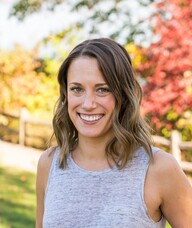 Book an Appointment with Dr. Lindsay Smith for Chiropractic