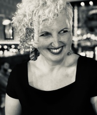 Book an Appointment with Kelly Drury for Acupuncture Treatments