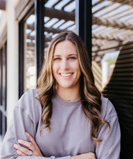 Book an Appointment with Dr. Lisa Palmer for Chiropractic