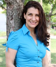 Book an Appointment with Dr. Roxanne Sweney for Chiropractic