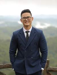 Dr. Lut Nguyen D.C. 