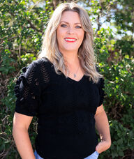 Book an Appointment with Sara Croghan for CONSULTATION