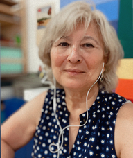 Book an Appointment with Eloisa De Leon for Reiki