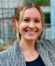 Book an Appointment with Hannah Bergquist for Acupuncture