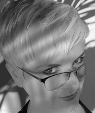 Book an Appointment with Earleen Owens for Eyebrow and Eyeliner Procedures Combined